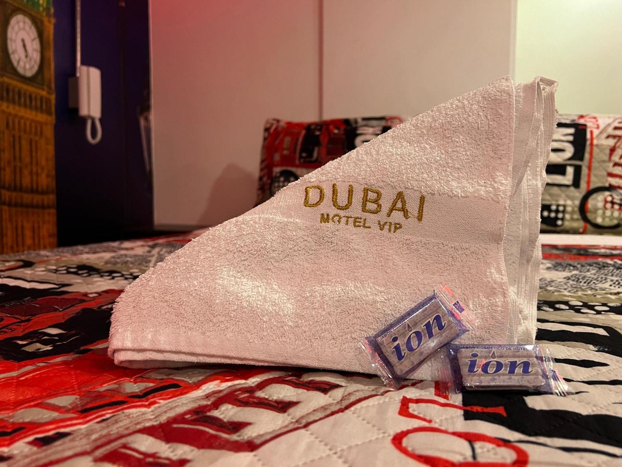 Dubai Vip Motel Bogota Bagian luar foto